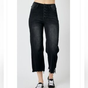 NEW Judy Blue Black HW Destroy Crop Wide sz 11/30